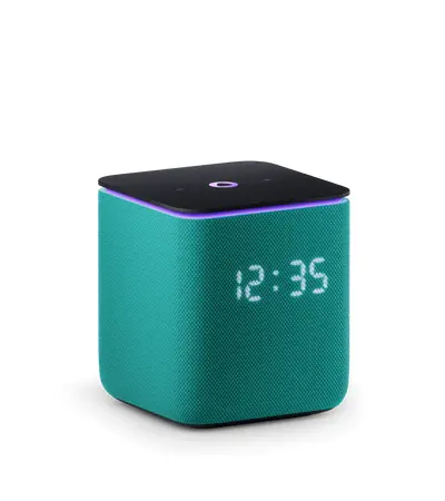 ياسمينة بالذكاء الاصطناعي الشبيه بالإنسان في مكبر صوت