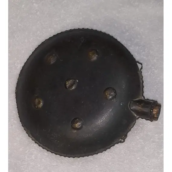 زمزمية نحاس أصلية من العصر المملوكي – قطعة أثرية نادرة للبيعزمزمية نحاس أصلية من العصر المملوكي – قطعة أثرية نادرة للبيع, 2 imageزمزمية نحاس أصلية من العصر المملوكي – قطعة أثرية نادرة للبيع