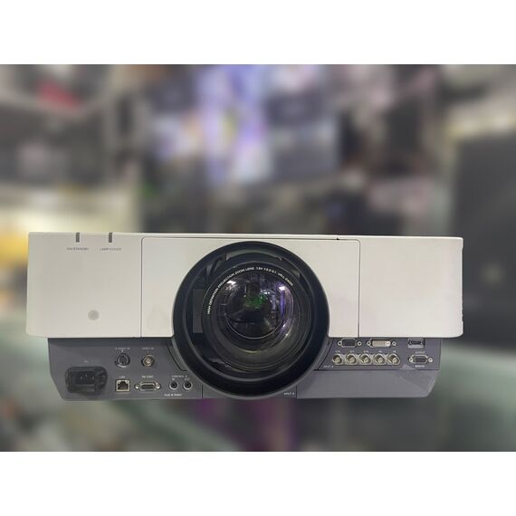Sony VPL-FHZ700LW 7000 Lumens – A professional 7000-lumen laser projector from Sony for businesses and exhibition halls