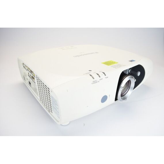 Panasonic PT-RZ370U Projector – بروجكتور احترافي من بناسونيك 3500 لومين